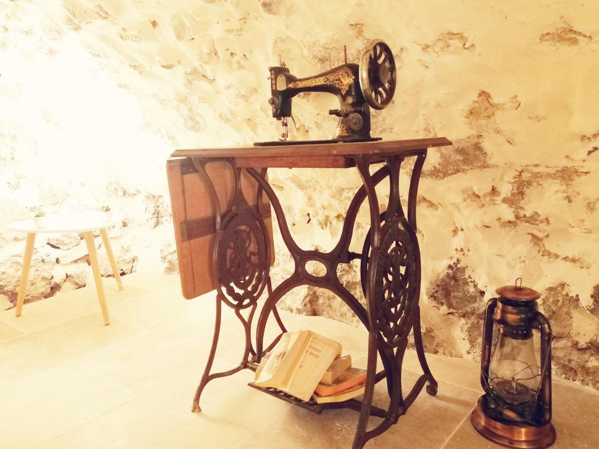Bastide Provençale Les Mûriers d'Engaspaty Seillans Extérieur photo